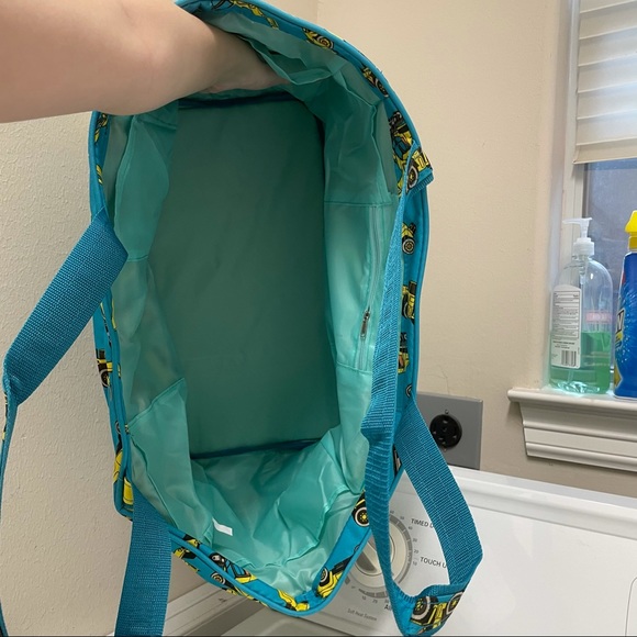 🏷️TRACTOR PRINT BEACH BAG - Picture 8 of 14